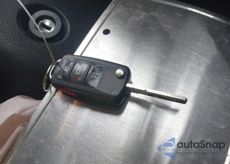 2019 Volkswagen Beetle 2.0T Final Edition Se/2.0T Final Edition Sel/2.0T S from USA, damaged, VIN 3VWFD7AT6KM716432